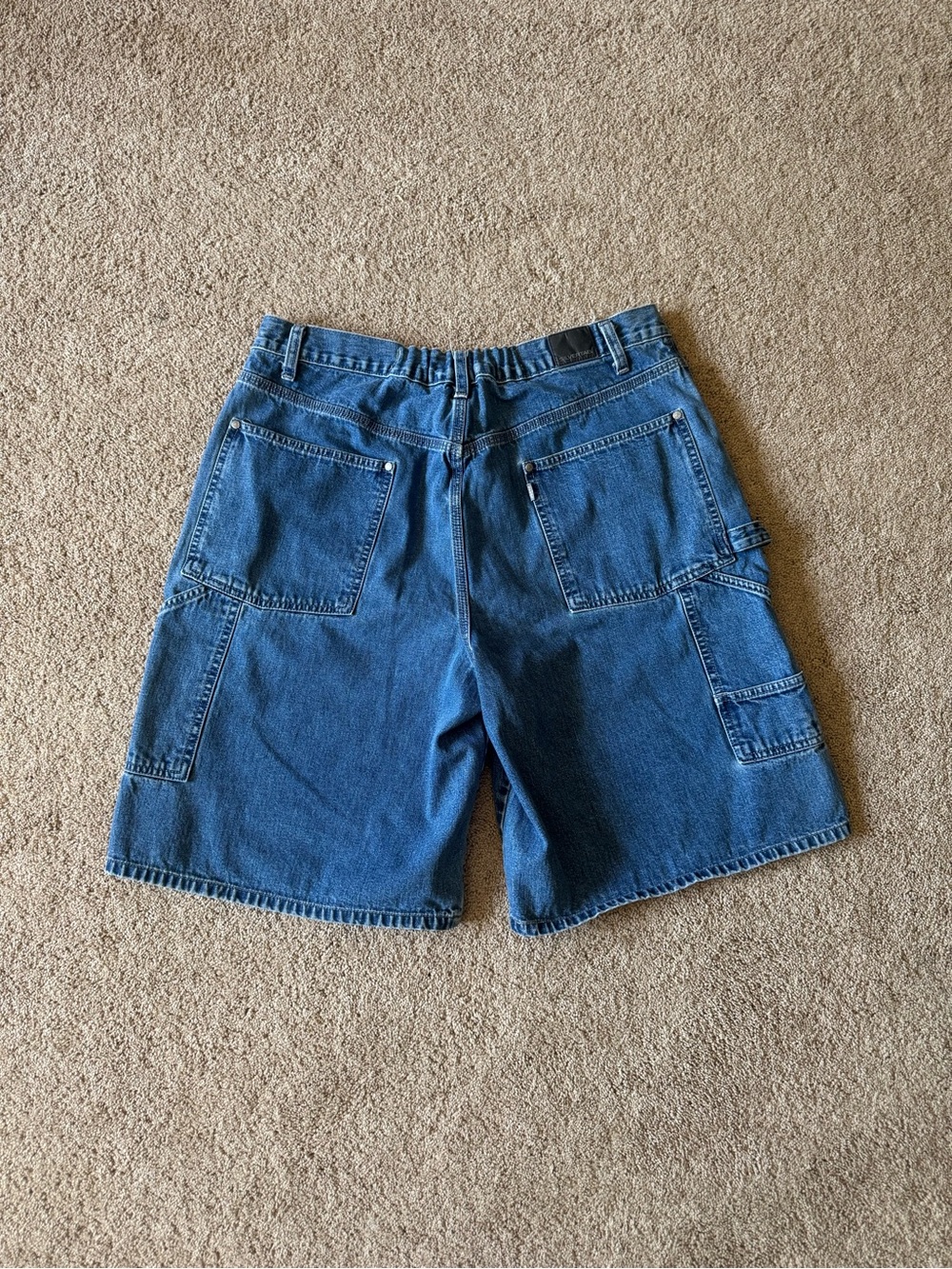 Mens size 34 (Tagged Size 38) Vintage Y2K Baggy Silvertab Jean Shorts Streetwear